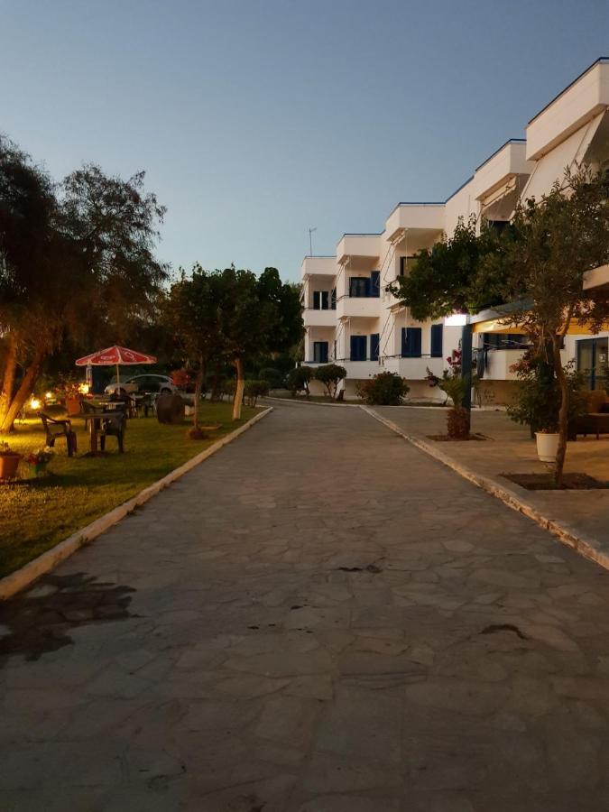 To Kyma Aparthotel Amarynthos Ngoại thất bức ảnh