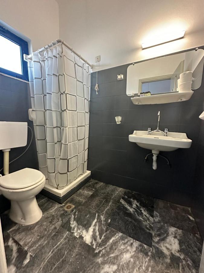 To Kyma Aparthotel Amarynthos Ngoại thất bức ảnh